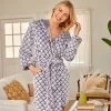 Women's Warm Soft Plush Fleece Bathrobe With Hood, Knee Length Hooded Robe, Seashell Scalloped