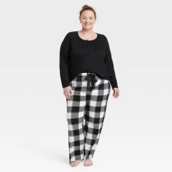Women's Henley Gift Pajama Set - Stars Above™ -Women Sale Shop GUEST 32f58e56 e713 4944 802f bffed05a61df