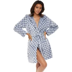 Women's Warm Soft Plush Fleece Bathrobe With Hood, Knee Length Hooded Robe, Seashell Scalloped -Women Sale Shop GUEST 736756c7 64e2 4f43 93a3 3b8c3f4ae391