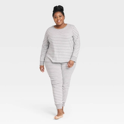 Women's Striped 100% Cotton Matching Family Pajama Set - Gray 5 Women's Striped 100% Cotton Matching Family Pajama Set - Gray - Image 3