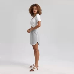 Women's Short Sleeve Open Back Cropped Top