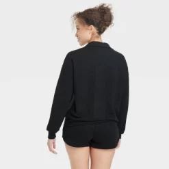 Women's Quilted Pajama Set - Stars Aboveā¢